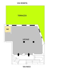 Locale Commerciale Con Terrazzo